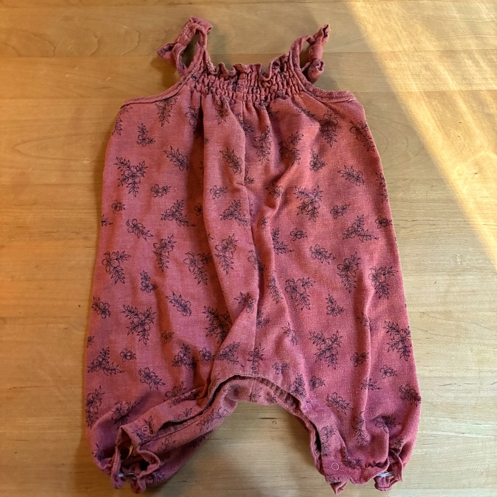 VGUC baby romper